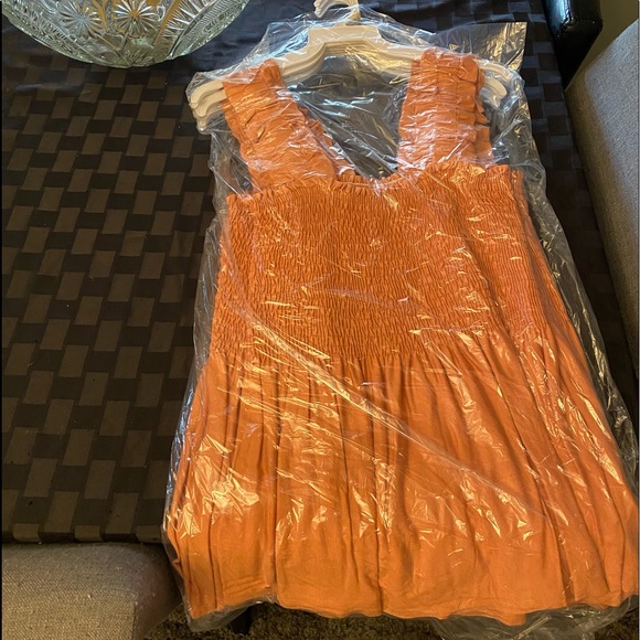 NWT Pink Desert Ruffled Strap Smocked Flowy Tank Top - Picture 4 of 13